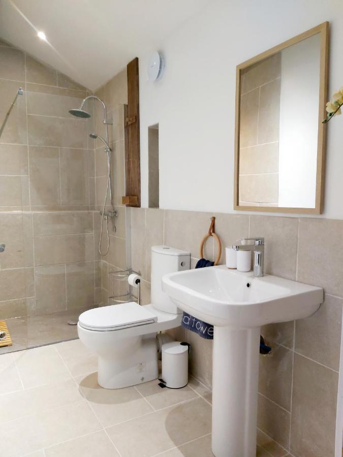 Beautiful 2 Bed Cottage With Swimming Pool Pageas Luaran gambar